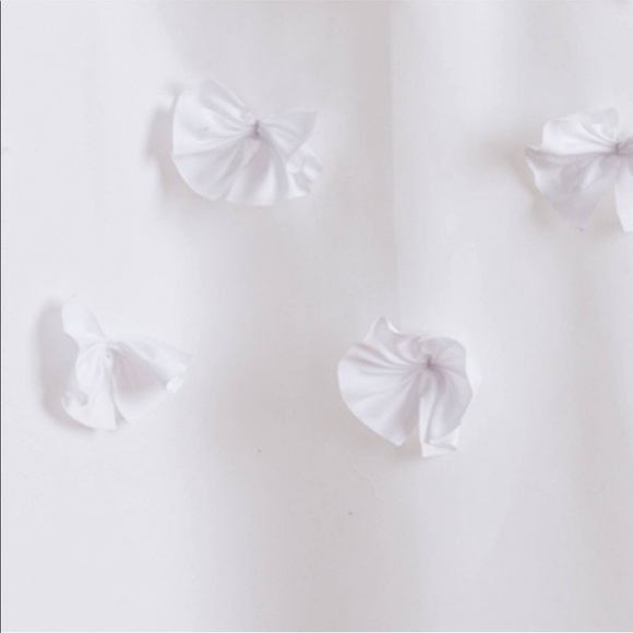 Lush Lucia Shower Curtain - Picture 5 of 9